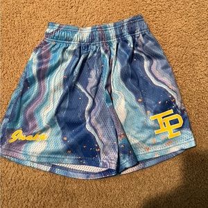 Inaka swirl shorts!